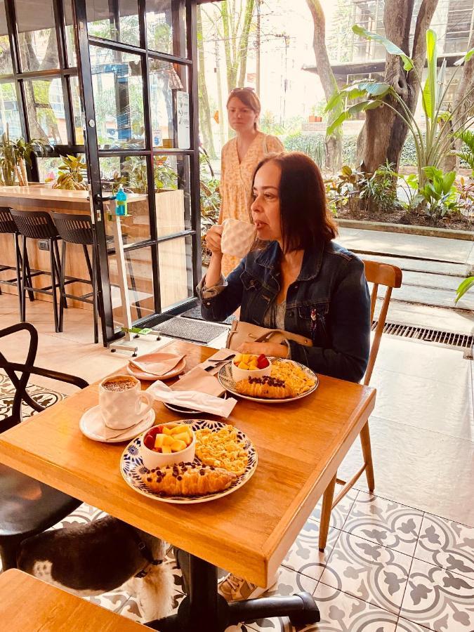 Apartamento Lauret En Laureles เมเดยิน ภายนอก รูปภาพ